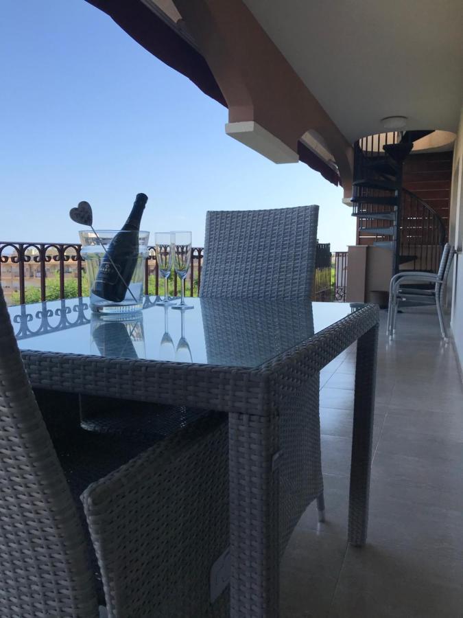Precioso ático en complejo residencial con piscina Sant Carles de la Ràpita Exterior foto